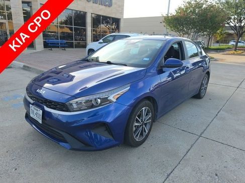 Used 2022 Kia Forte LXS FWD image 1