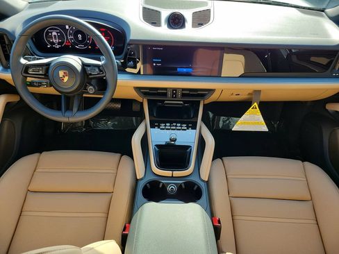 New 2026 Porsche Cayenne Coupe AWD/4WD image 20