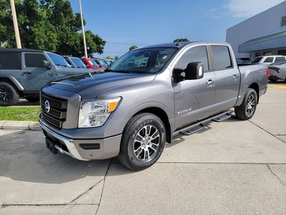 Used 2021 Nissan Titan SV w/ SV Convenience Package
