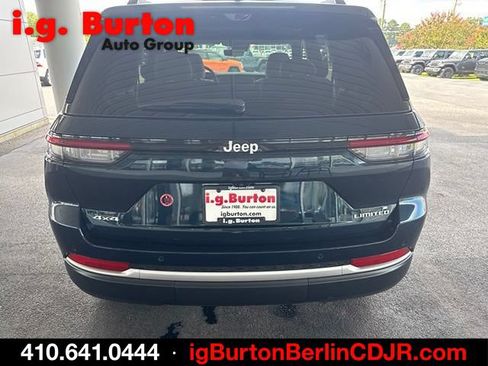 Used 2026 Jeep Grand Cherokee Limited w/ Luxury Tech Group II AWD/4WD image 4