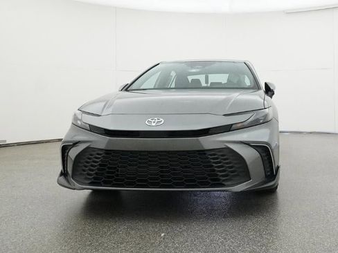 New 2026 Toyota Camry SE FWD image 31