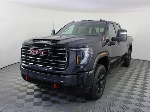 New 2026 GMC Sierra 2500 AT4 w/ AT4 Premium Plus Package AWD/4WD image 27