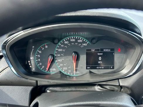 Used 2021 Chevrolet Trax LT w/ Driver Confidence Package image 18