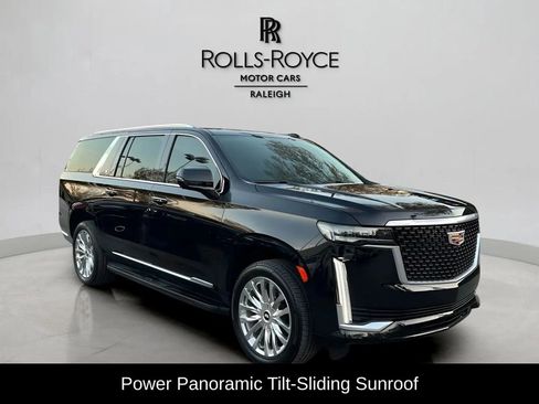 Used 2023 Cadillac Escalade ESV Premium Luxury image 8