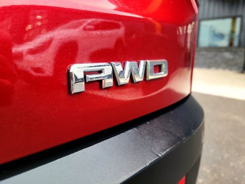 Used 2017 GMC Acadia SLT image 17