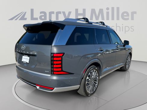 Used 2026 Hyundai Palisade Calligraphy AWD/4WD image 5