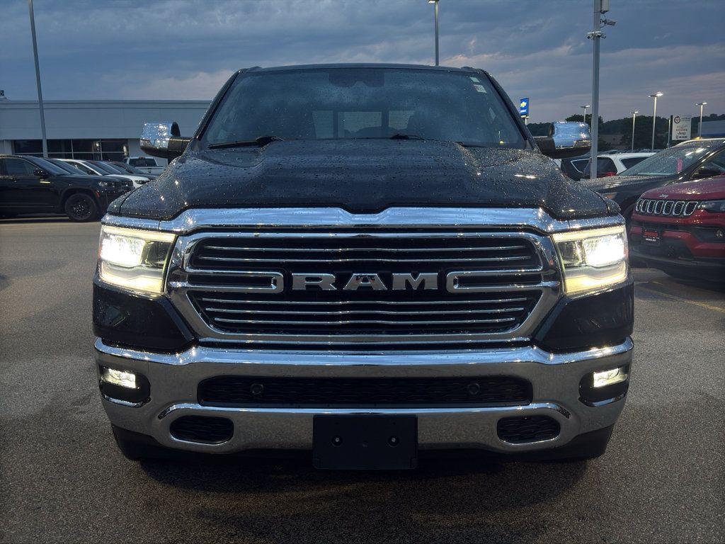 Used 2023 RAM 1500 Laramie AWD/4WD image 3