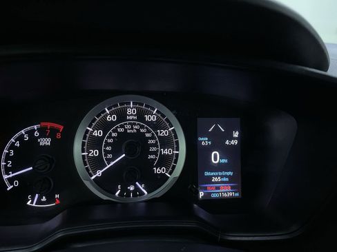 Used 2022 Toyota Corolla LE image 19