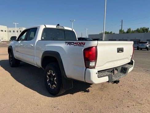 Used 2019 Toyota Tacoma TRD Off-Road AWD/4WD image 3