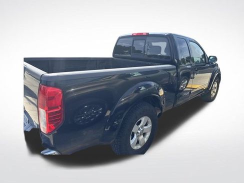Used 2012 Nissan Frontier SV RWD image 6