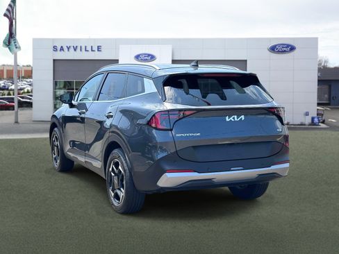 Used 2026 Kia Sportage EX AWD/4WD image 4