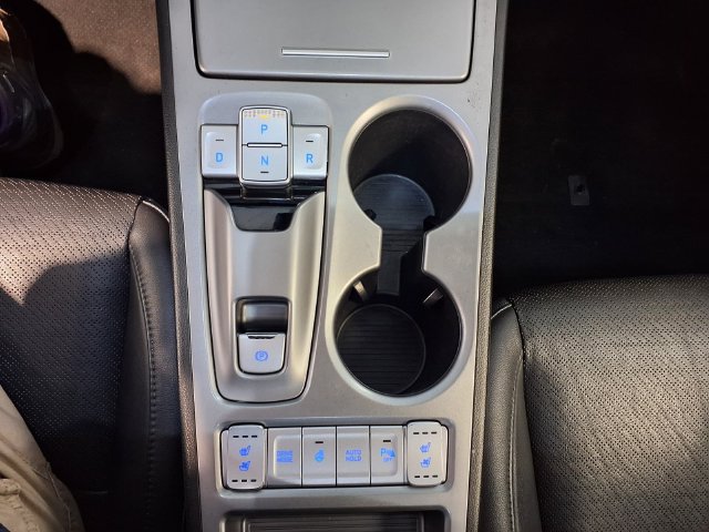 Used 2021 Hyundai Kona Ultimate FWD image 17