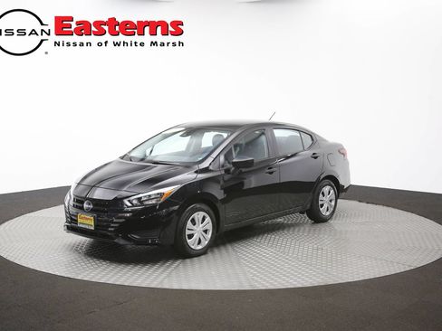 Used 2025 Nissan Versa S FWD image 54