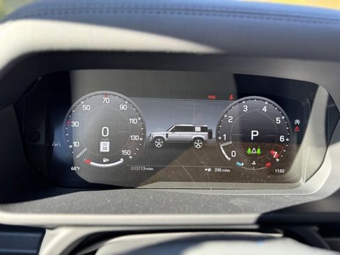 New 2026 Land Rover Defender 110 S image 29