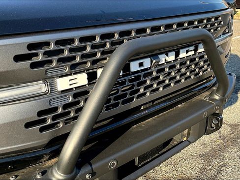 Used 2023 Ford Bronco Badlands image 29