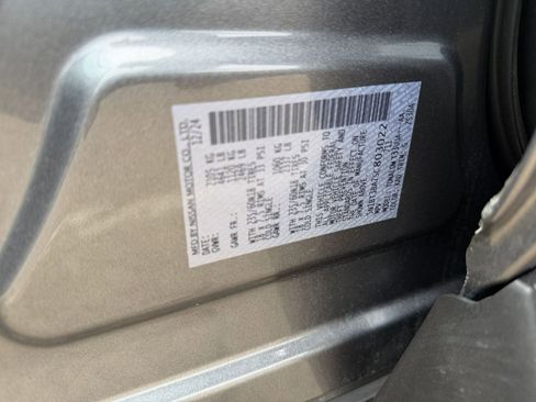 Used 2025 Nissan Rogue SV FWD image 31