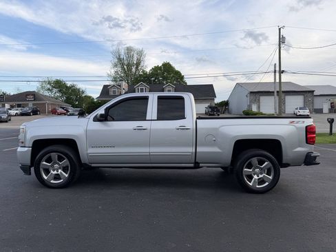 Used 2017 Chevrolet Silverado 1500 LT w/ All Star Edition AWD/4WD image 2