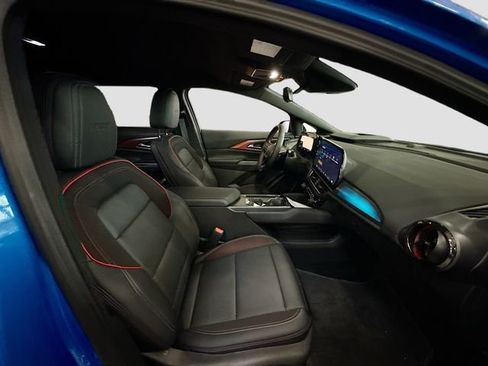 New 2025 Chevrolet Equinox EV RS w/ Convenience Package II image 29