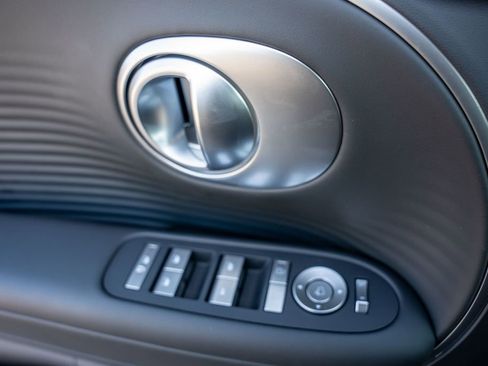 New 2026 Hyundai Ioniq 9 SEL image 18