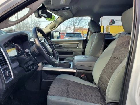 Used 2018 RAM 1500 SLT image 5