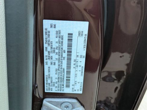 Used 2018 Lincoln MKC Reserve w/ Lincoln MKC Climate Package image 24