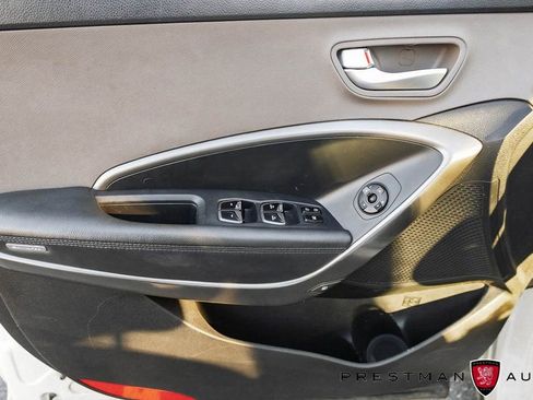 Used 2018 Hyundai Santa Fe SE w/ SE Premium Package 02 image 21