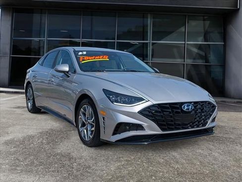 Used 2023 Hyundai Sonata SEL FWD image 1