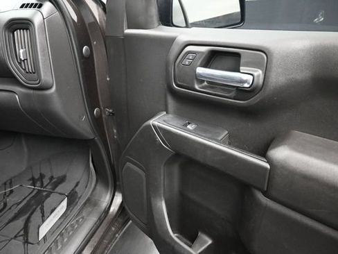 Used 2021 Chevrolet Silverado 1500 Custom w/ Safety Confidence Package AWD/4WD image 25