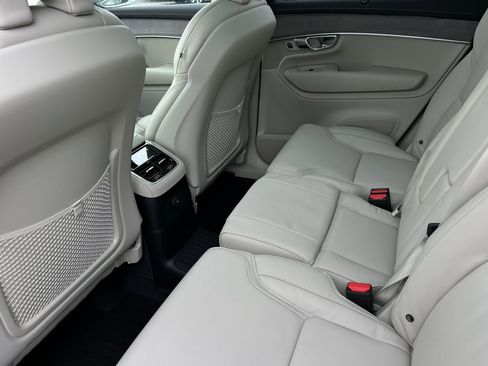 New 2026 Volvo XC90 T8 Ultra AWD/4WD image 10