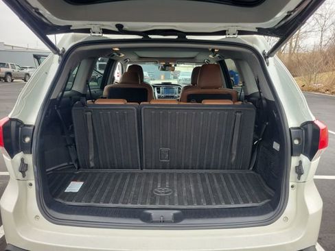 Used 2018 Toyota Highlander Limited Platinum image 42