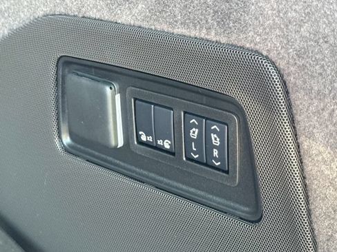 New 2026 Cadillac Escalade Luxury w/ LPO, Radiant Package AWD/4WD image 6