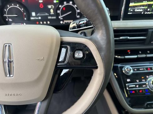 Used 2020 Lincoln Corsair Reserve w/ Equipment Group 201A image 23