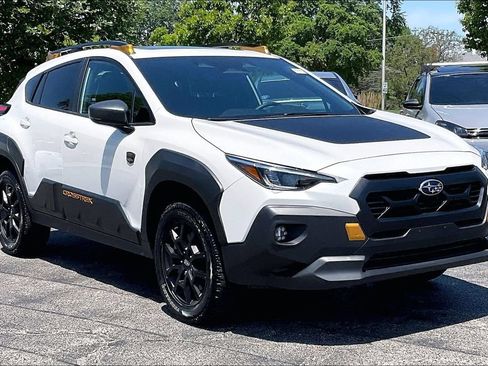 Used 2025 Subaru Crosstrek 2.5i Wilderness AWD/4WD image 38
