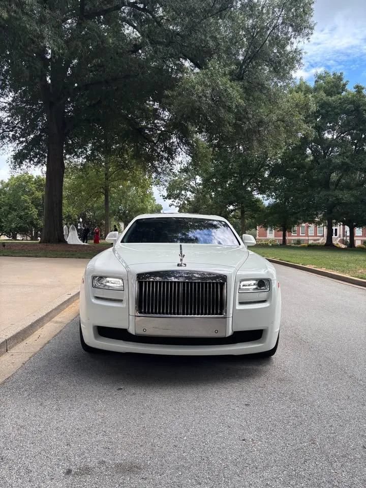 Used 2012 Rolls-Royce Ghost Extended Wheelbase RWD image 6