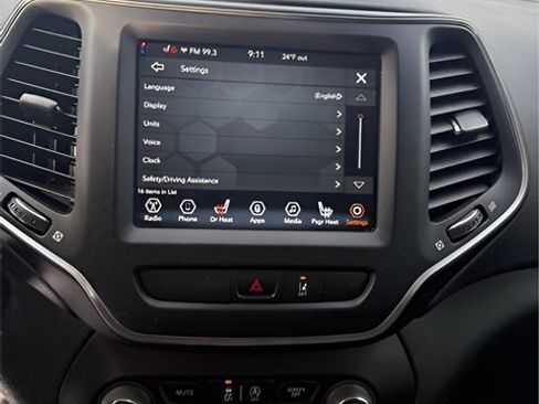 Used 2022 Jeep Cherokee Latitude w/ Sun & Sound Group image 14