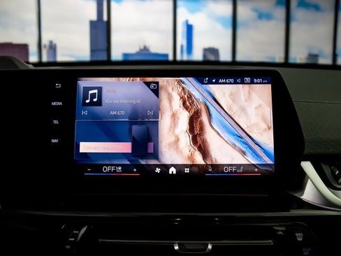 Certified 2024 BMW X2 xDrive28i w/ Premium Package image 18