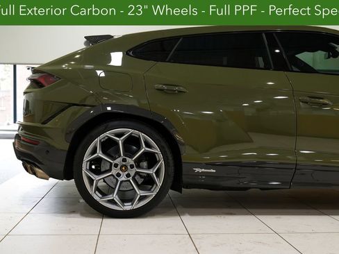 Used 2023 Lamborghini Urus Performante AWD/4WD image 21