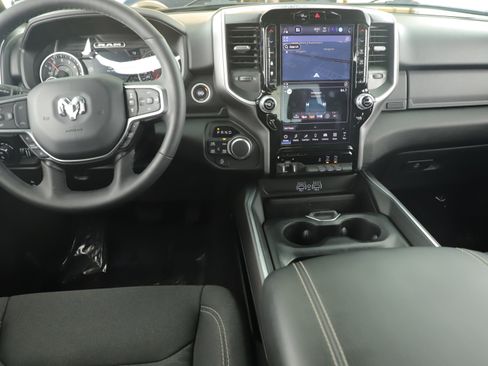 Used 2025 RAM 1500 Lone Star image 21