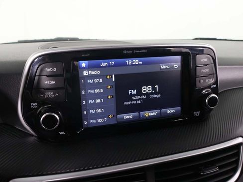 Used 2019 Hyundai Tucson Value FWD image 38