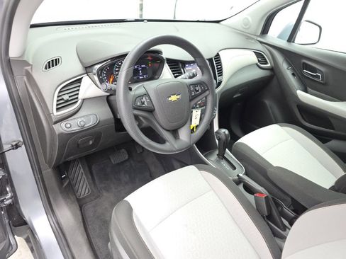 Certified 2020 Chevrolet Trax LS w/ Tint and Cruise Package FWD image 16
