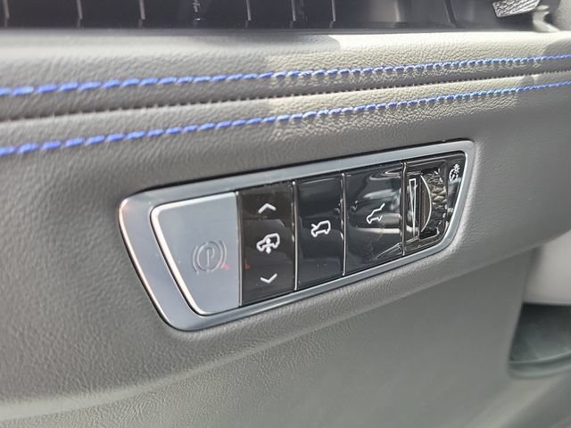 New 2026 Cadillac Escalade IQ Sport 1 w/ LPO, Floor Liner Package AWD/4WD image 21