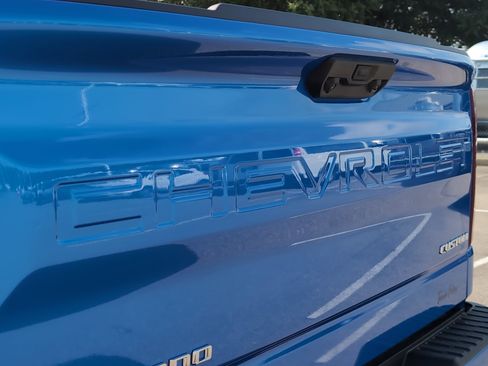 New 2025 Chevrolet Silverado 1500 Custom image 30