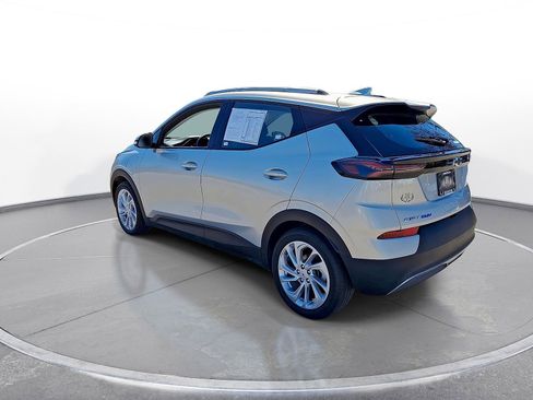 Used 2023 Chevrolet Bolt EUV LT image 6