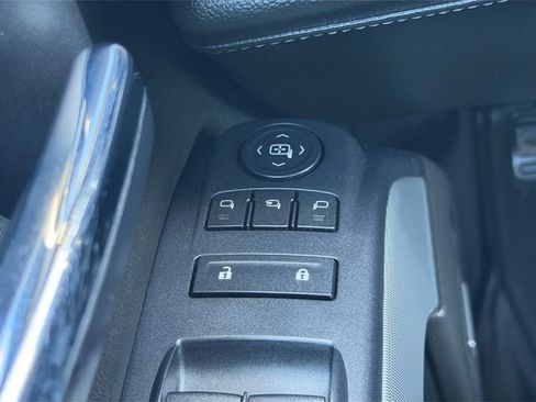 Used 2015 Chevrolet Silverado 1500 LTZ Z71 w/ Midnight Edition AWD/4WD image 18