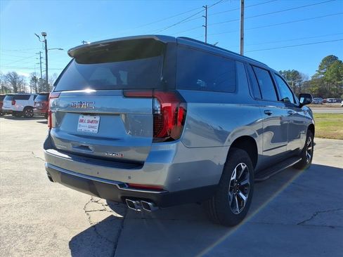 New 2026 GMC Yukon XL AT4 image 7