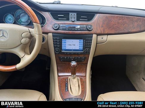 Used 2007 Mercedes-Benz CLS 550 image 15