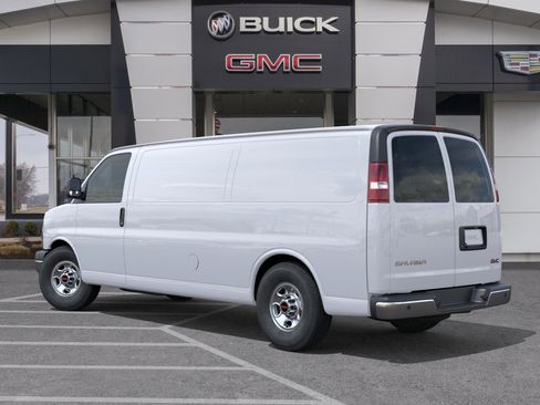 New 2026 GMC Savana 3500 Extended RWD image 3