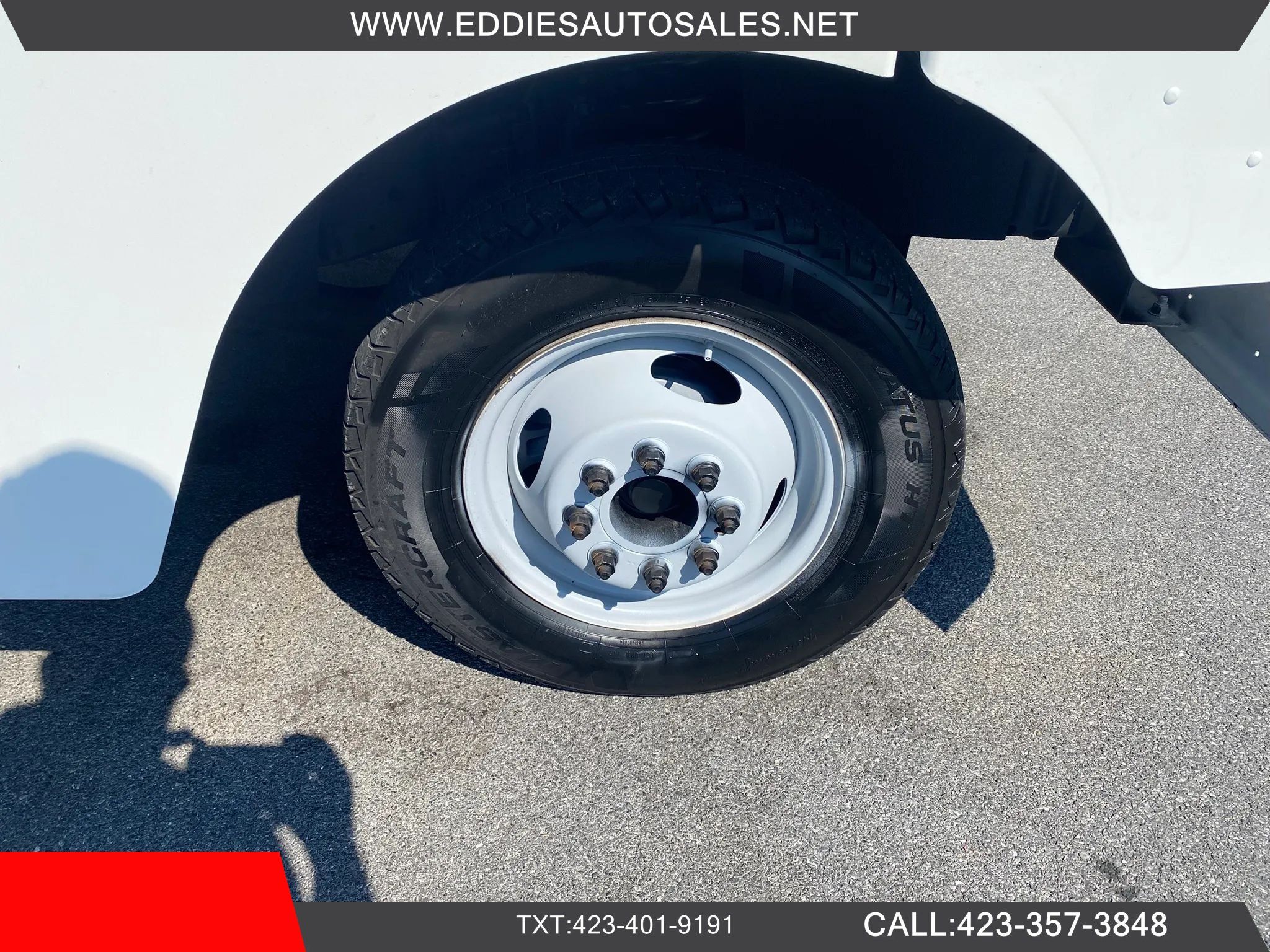 Used 2017 Ford E-350 and Econoline 350 Super Duty w/ A/C Prep Package RWD image 22
