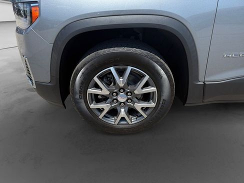 Used 2023 GMC Acadia SLT FWD image 6
