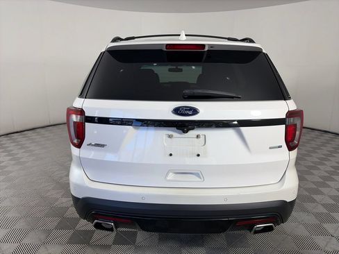 Used 2017 Ford Explorer Sport w/ Equipment Group 401A AWD/4WD image 6
